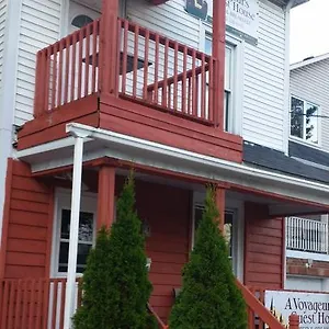 A Voyageur's Canada